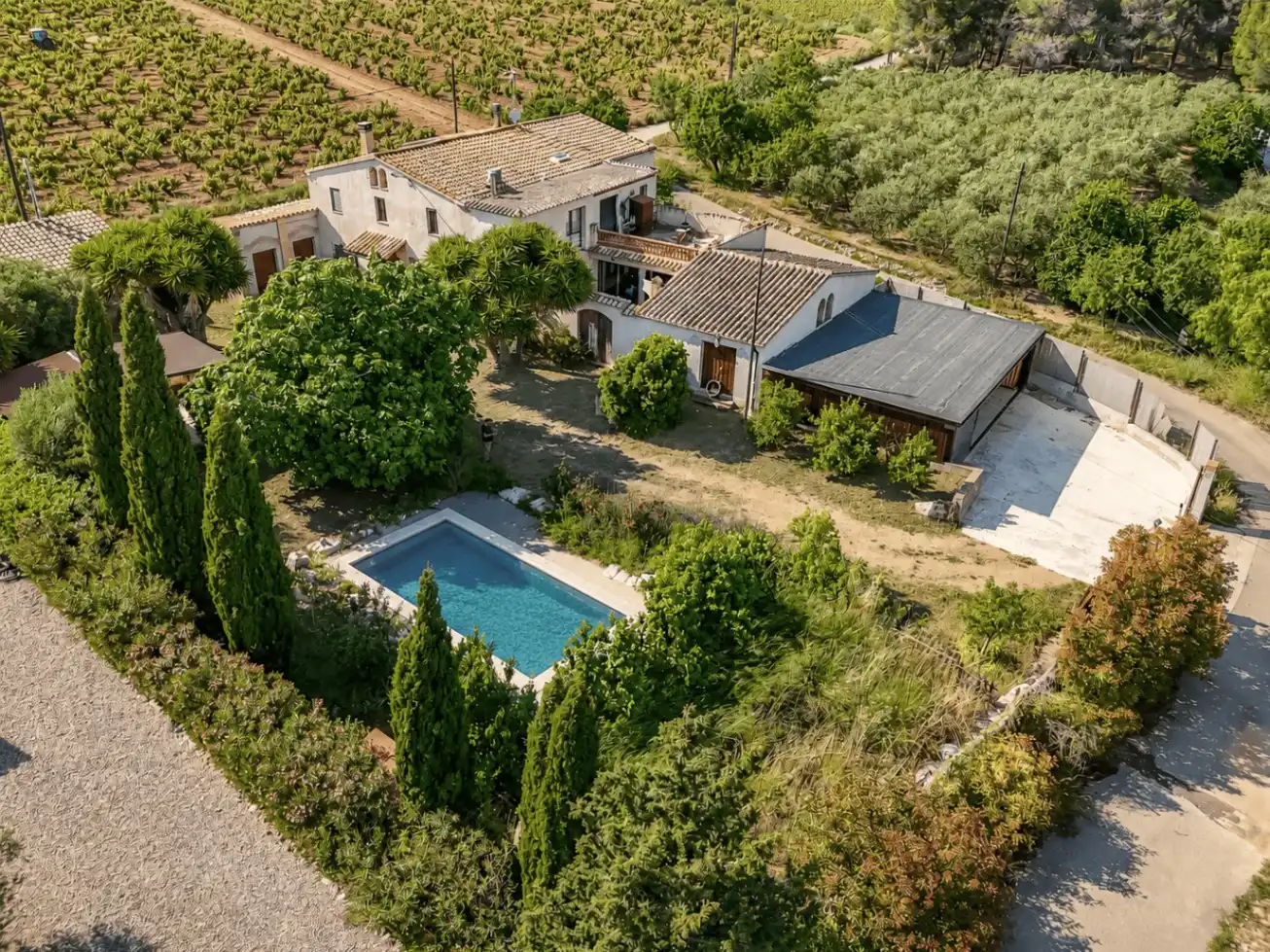 Außenansicht von Country house zum Verkauf in Castellví de la Marca mit Heizung, Terrasse und Schwimmbad