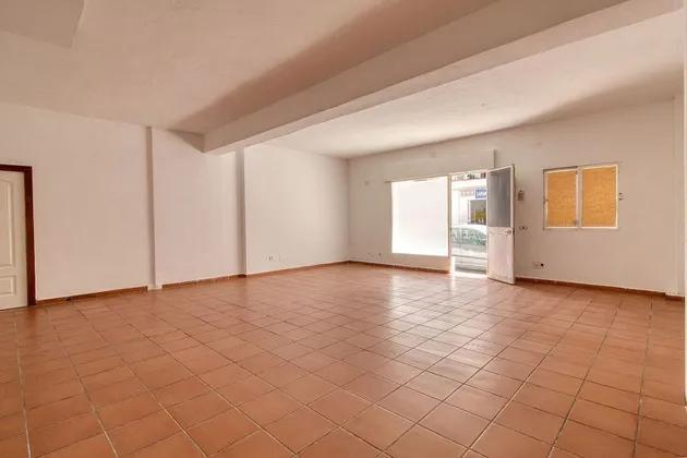 Photo 1 of Premises to rent in San Luis de Sabinillas, Málaga
