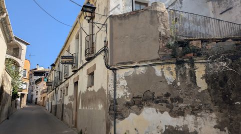 CASA DE CANTONADA AMB PATI PRIVAT AL NUCLI ANTIC DE Sallent