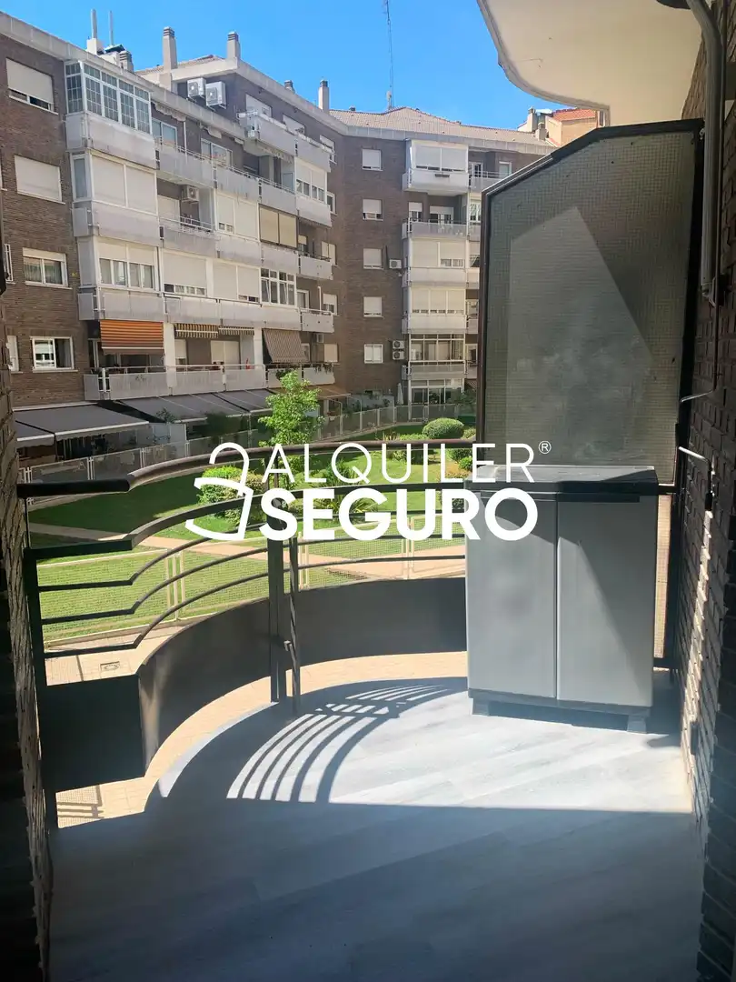 Estudi de lloguer en Madrid amb Calefacció i Terrassa