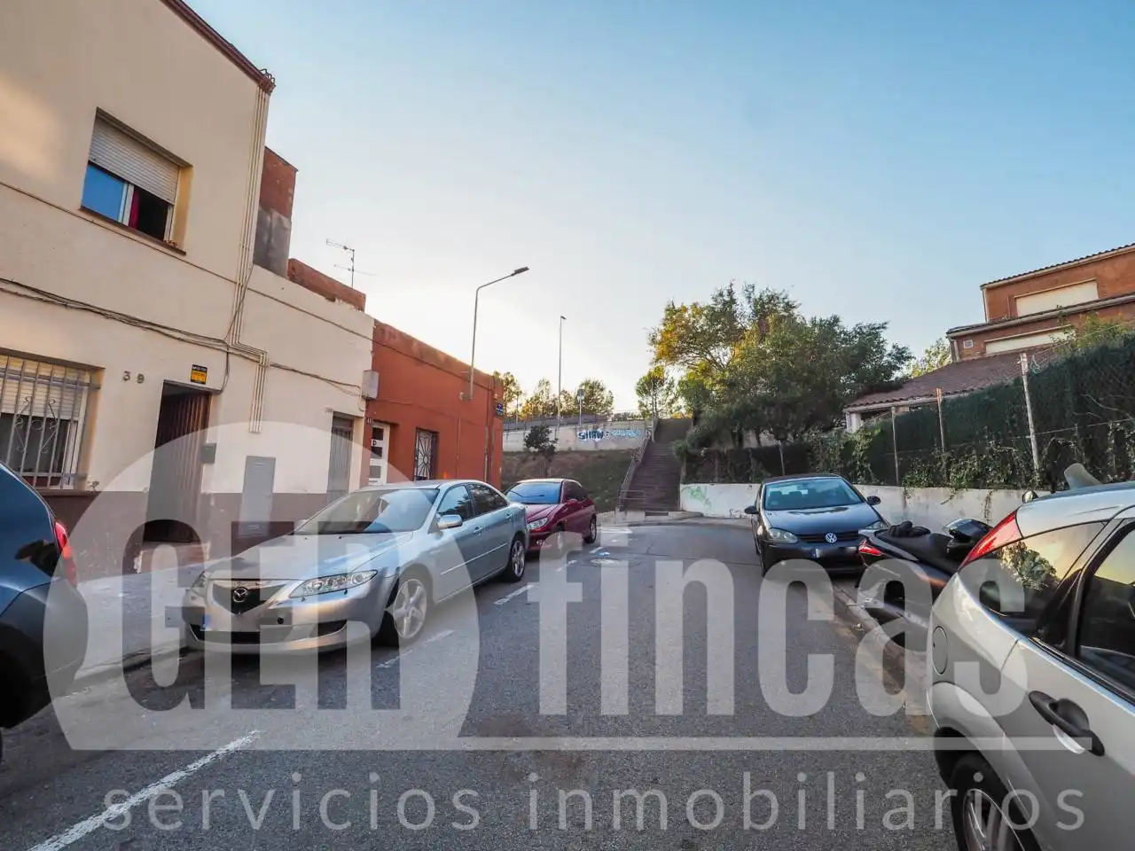 Außenansicht von Residential zum Verkauf in Terrassa