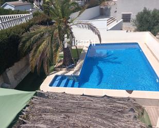 Piscina de Casa adosada en venda en Orihuela amb Aire condicionat, Terrassa i Piscina