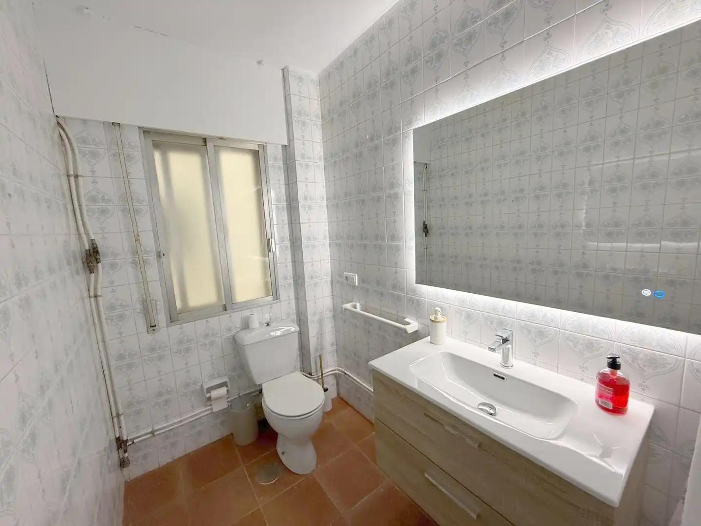 Baño de Piso en venta en Ribeira con Amueblado