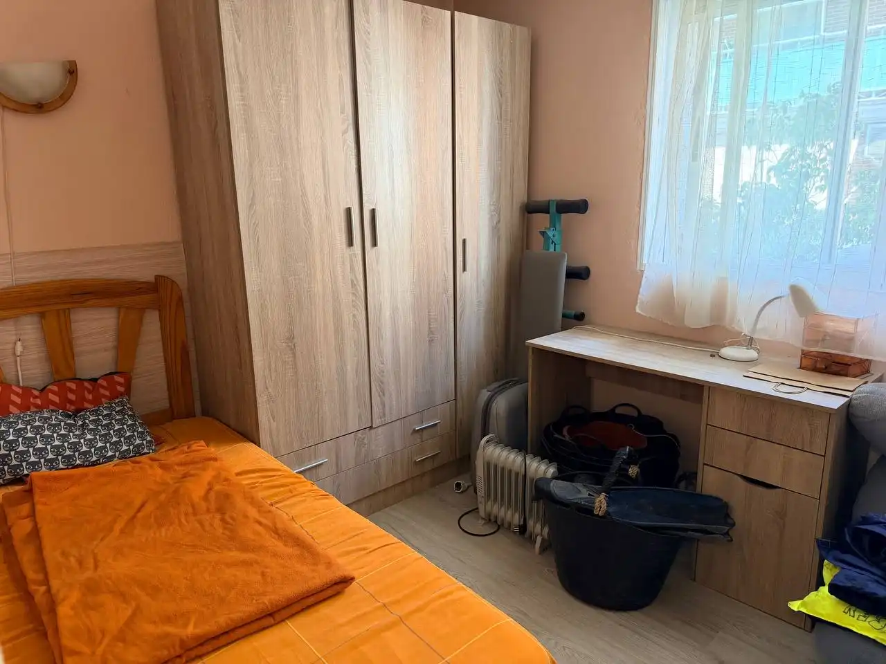 Habitación de Piso en venta en Gandia con Aire acondicionado, Amueblado y TV