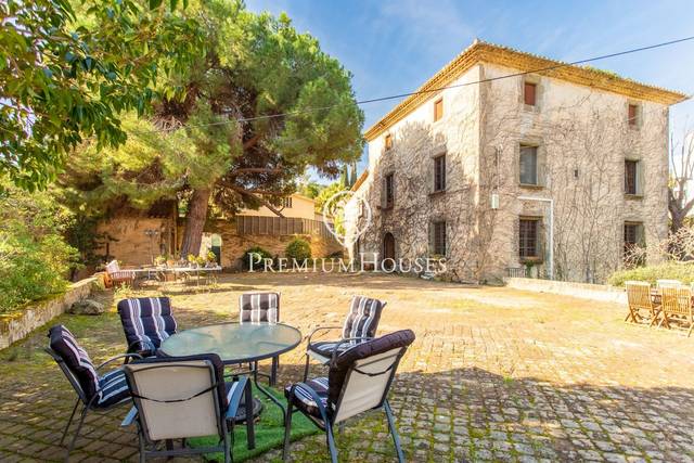 Casa-chalet en Venta en Centre