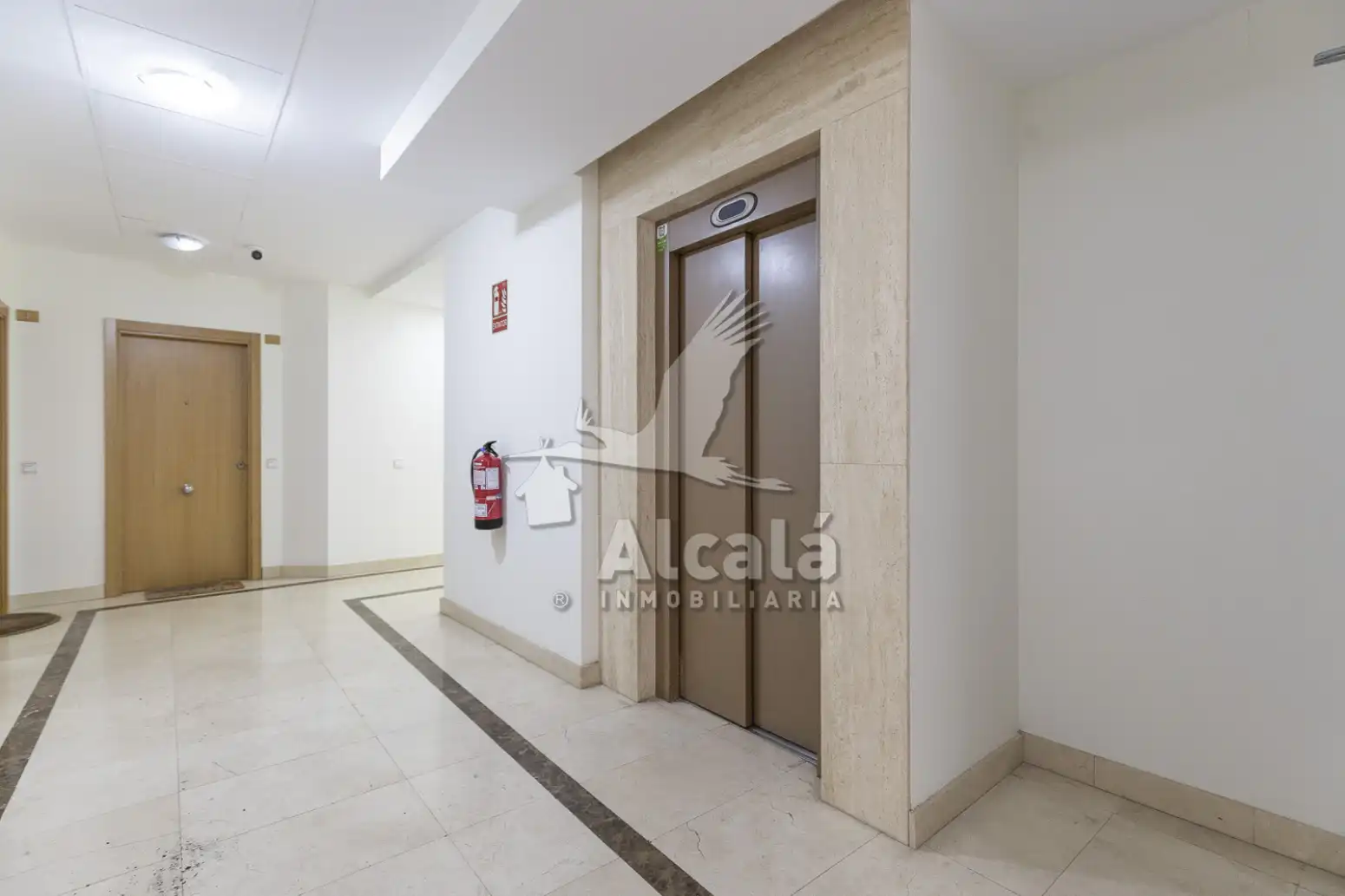Wohnung zum Verkauf in Camarma de Esteruelas mit Heizung, Balkon und Gemeinschaftspool