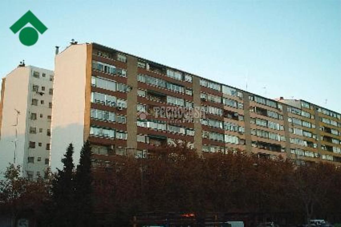 Exterior view of Flat for sale in  Zaragoza Capital  with Heating and Terrace