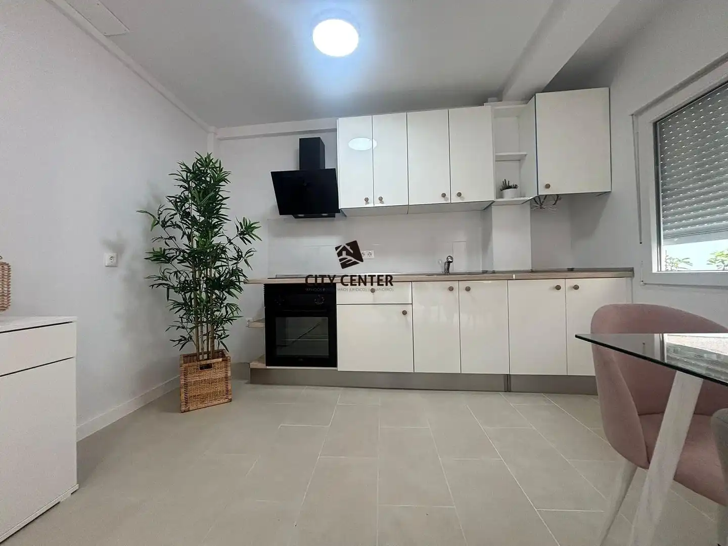 Cuina de Apartament en venda en Puerto de la Cruz amb Terrassa i Moblat