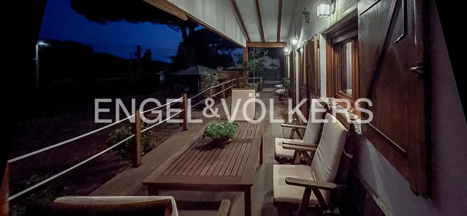 Terraza de Casa o chalet en venta en Vilanova del Vallès con Aire acondicionado, Calefacción y Jardín privado
