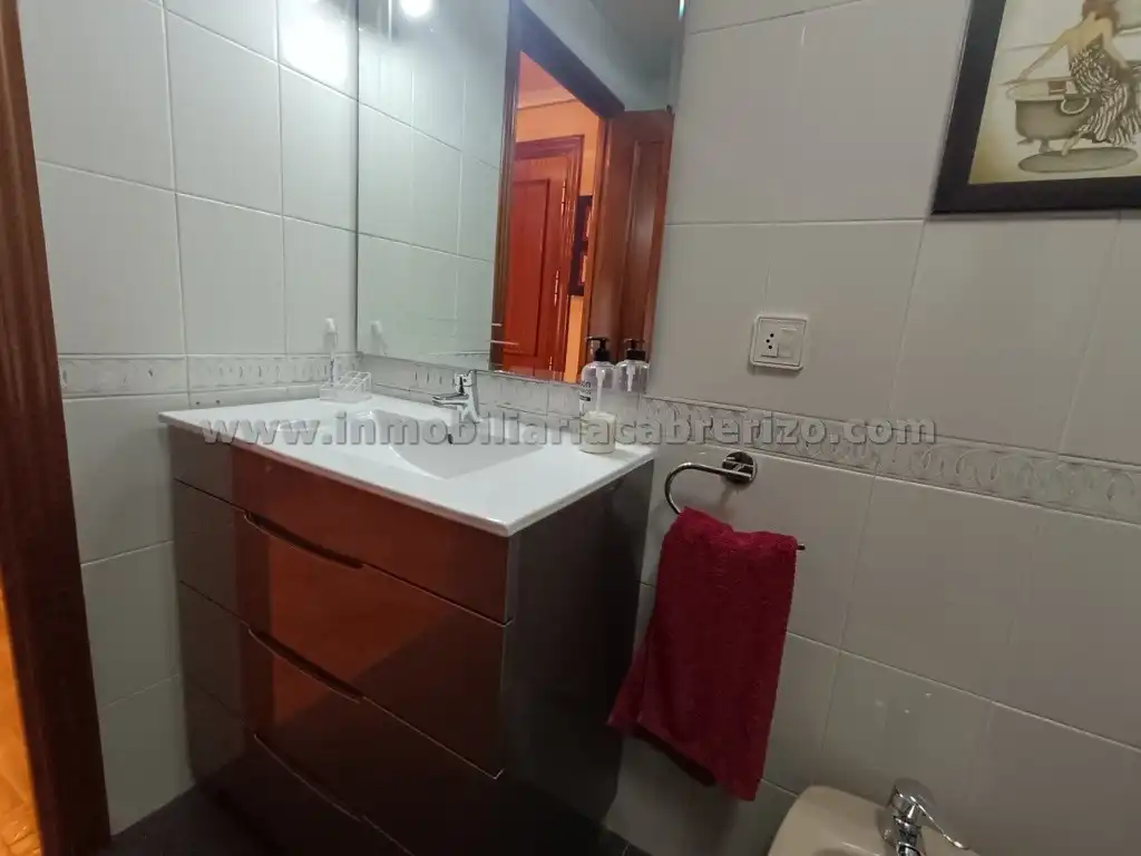 Baño de Estudio en venta en  Logroño con Aire acondicionado, Calefacción y Parquet