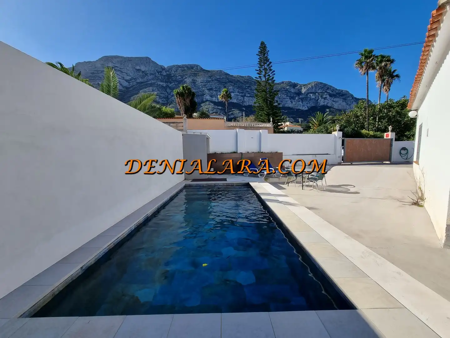 Exterior view of Houses for sale in Dénia  with Air Conditioner, Heating and Private garden