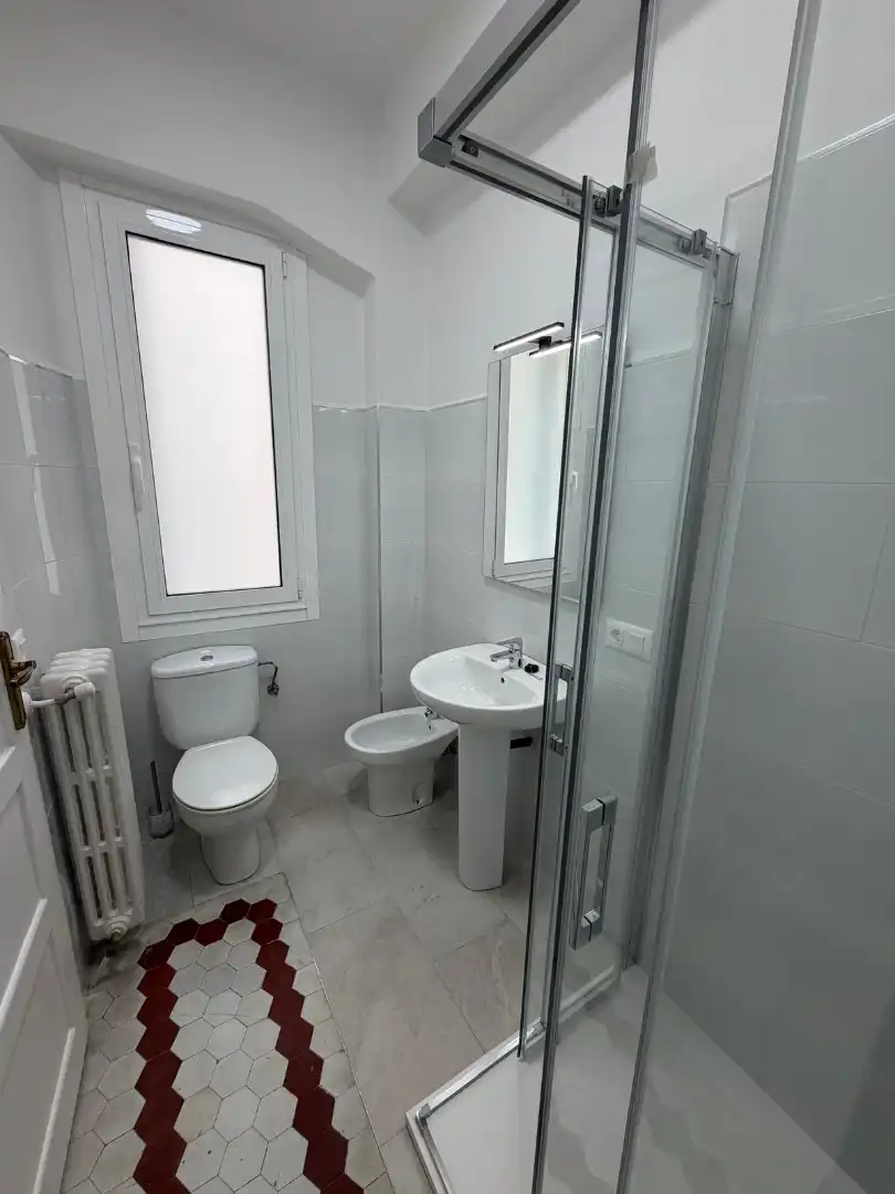 Bathroom of Flat for rent in Lugo  with Heating