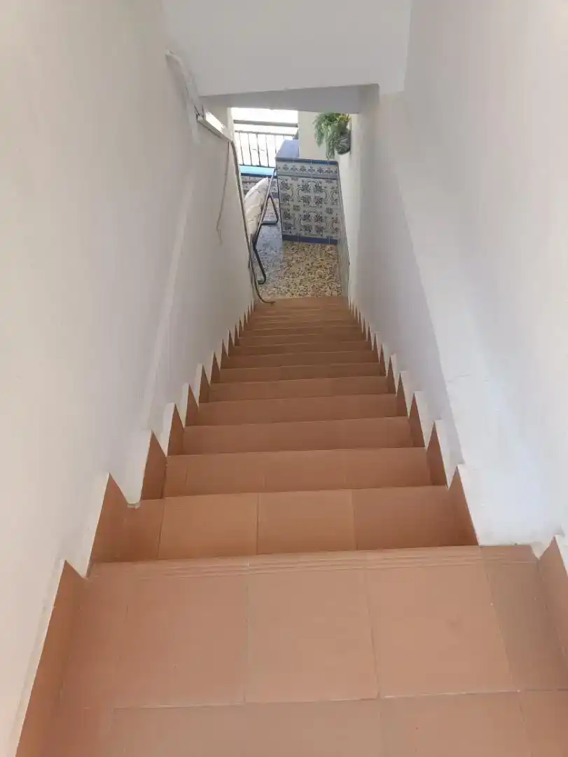 Casa adosada en venda en Lora del Río amb Aire condicionat, Moblat i Forn
