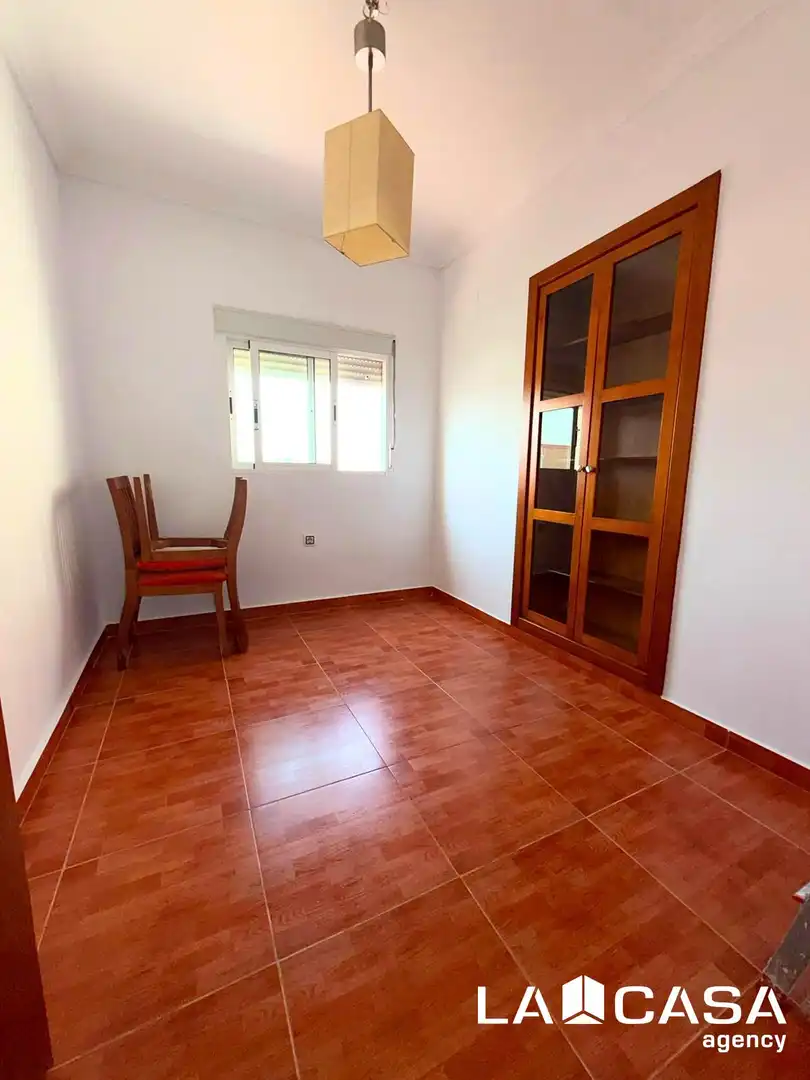 Dormitori de Pis en venda en Dos Hermanas