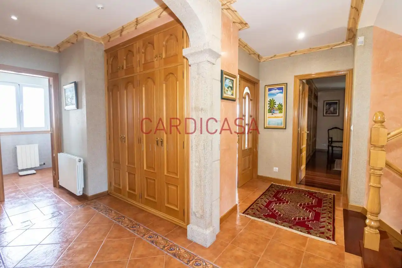 Casa o chalet en venta en Vigo  con Calefacción, Jardín privado y Parquet