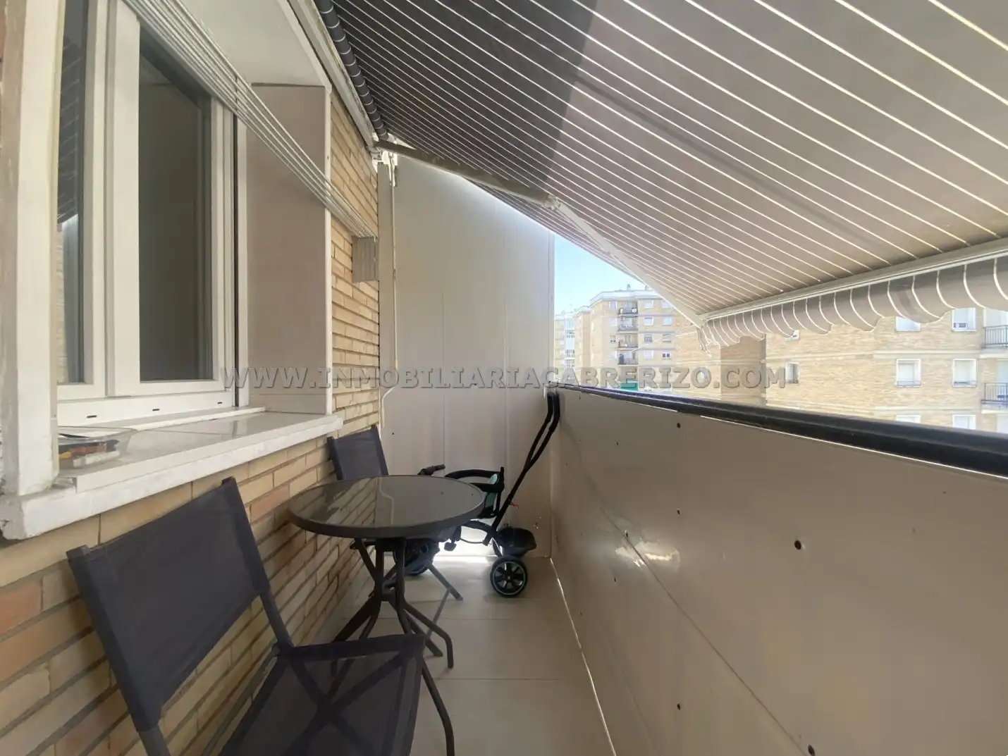 Terraza de Piso en venta en  Pamplona / Iruña con Calefacción, Parquet y Amueblado