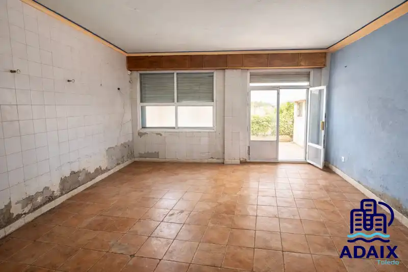 Gewerbefläche zum Verkauf in Santa María de Benquerencia, imagen 4
