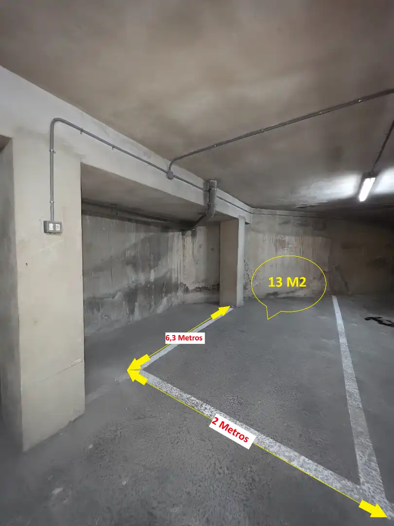 Einzelparkplatz zum Verkauf in Carrer de la Rosa