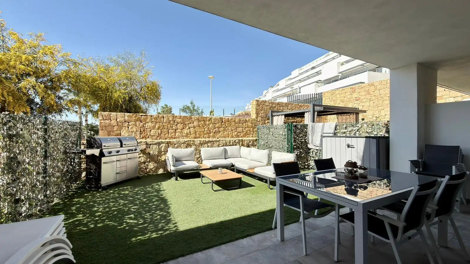 Terrasse von Maisonette zum Verkauf in Finestrat mit Klimaanlage, Heizung und Privatgarten