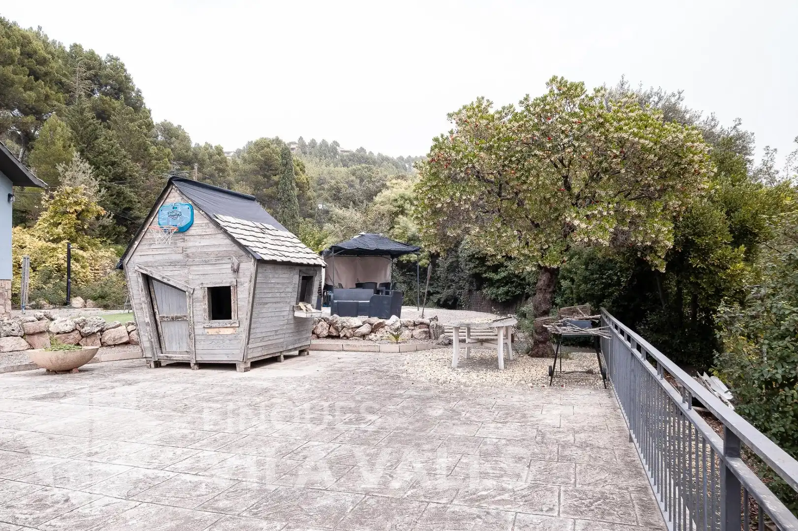 Vista exterior de Casa o xalet en venda en Bigues i Riells del Fai amb Jardí privat, Terrassa i Traster