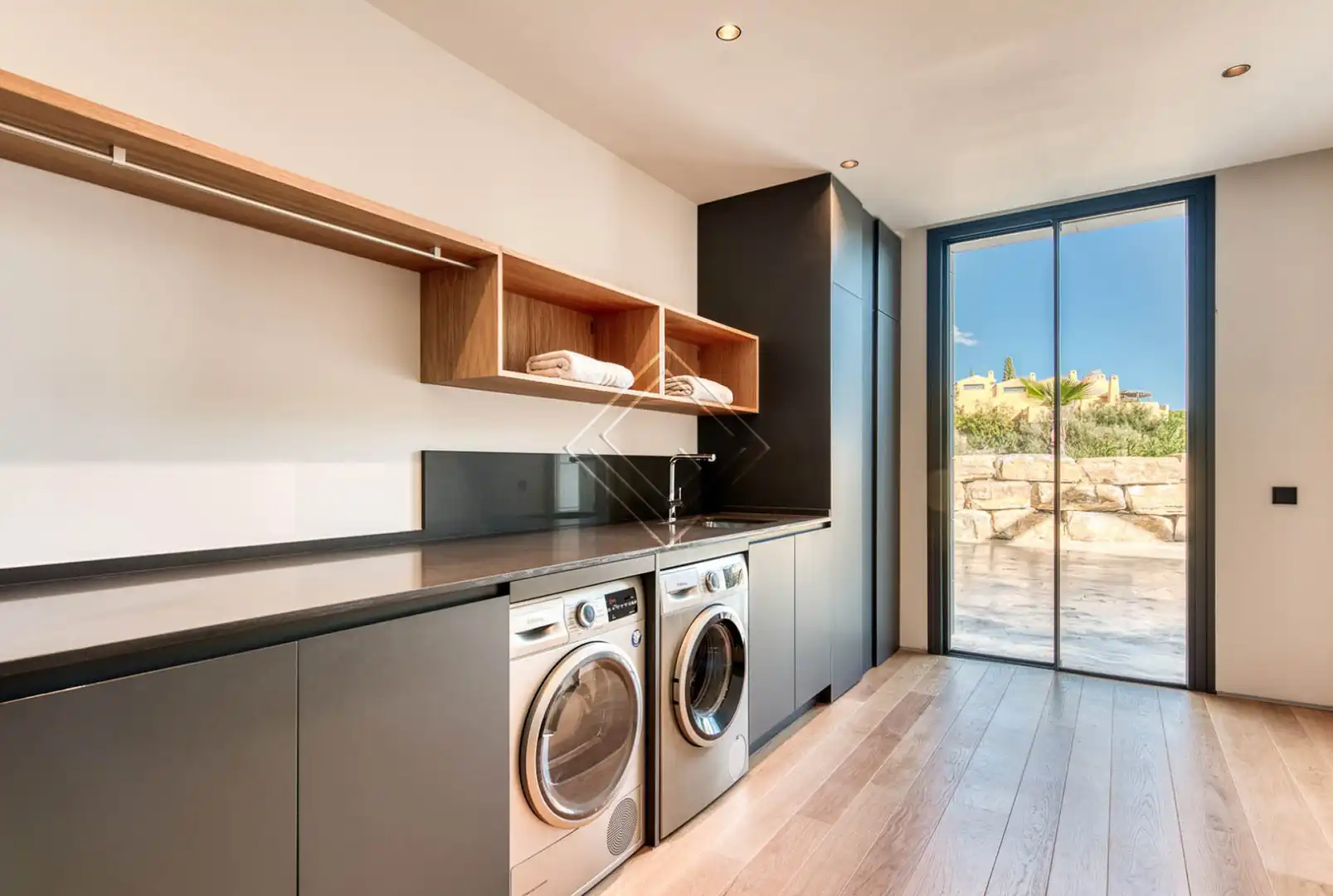 Chalet con piscina en venta en Milla de Oro, imagen 22