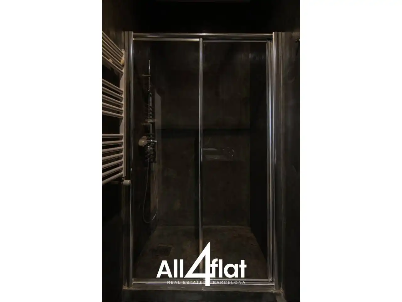 Flat with terrace for sale in Calle Agustí Vell, imagen 16