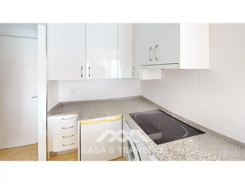 Kitchen of Study for sale in Algarrobo  with Air Conditioner and Community pool