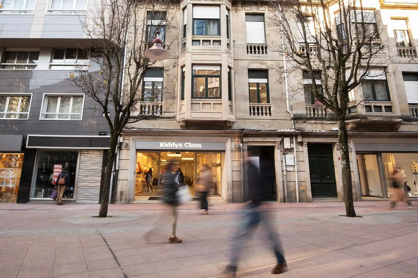 Außenansicht von Büro zur Miete in Pontevedra Capital  mit Möbliert