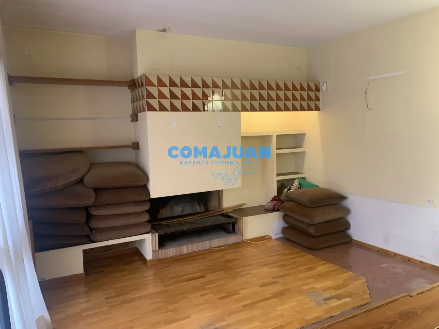 Country house zum Verkauf in Mataró mit Klimaanlage, Heizung und Terrasse