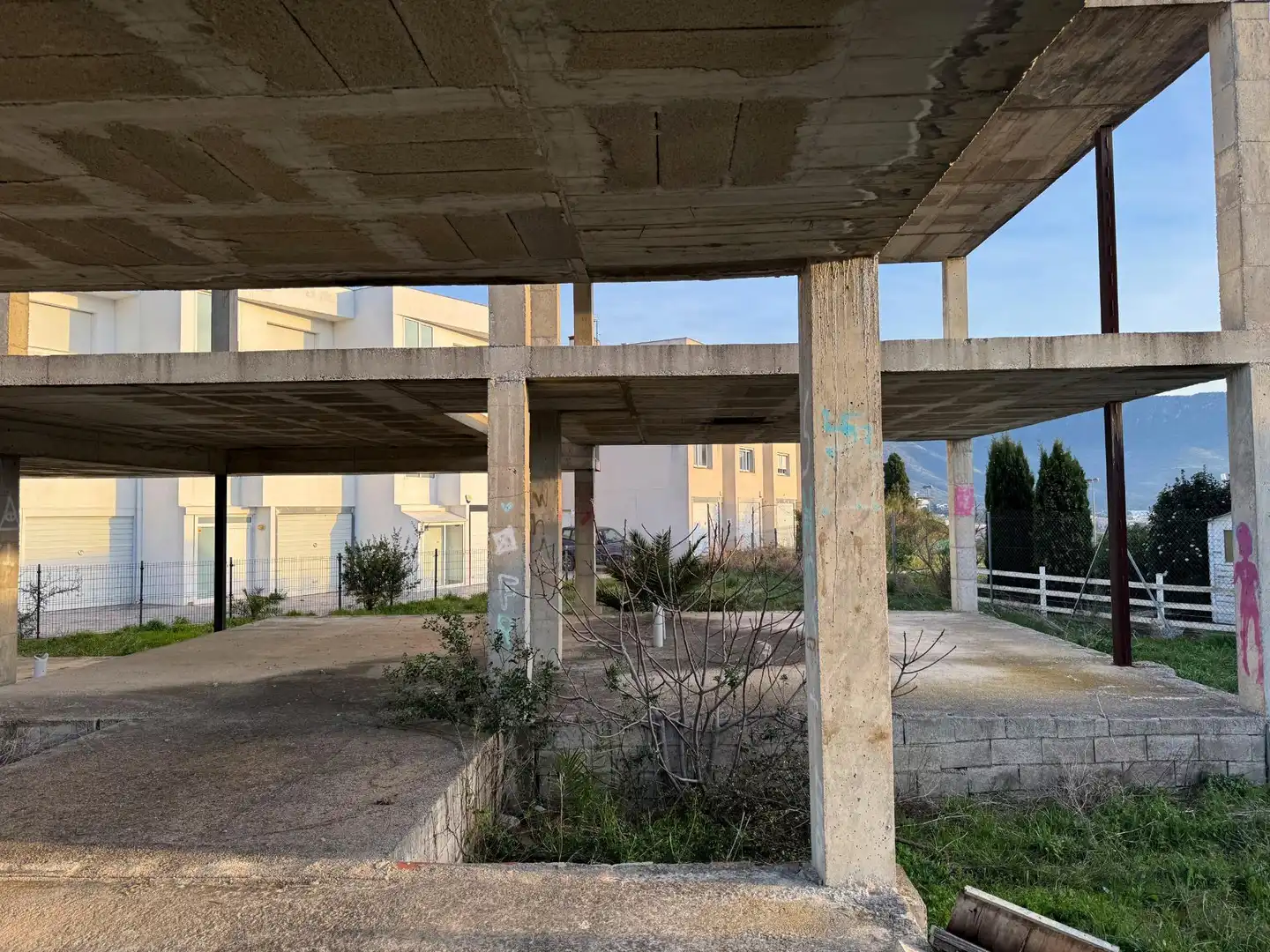 Außenansicht von Gebäude zum Verkauf in Llançà