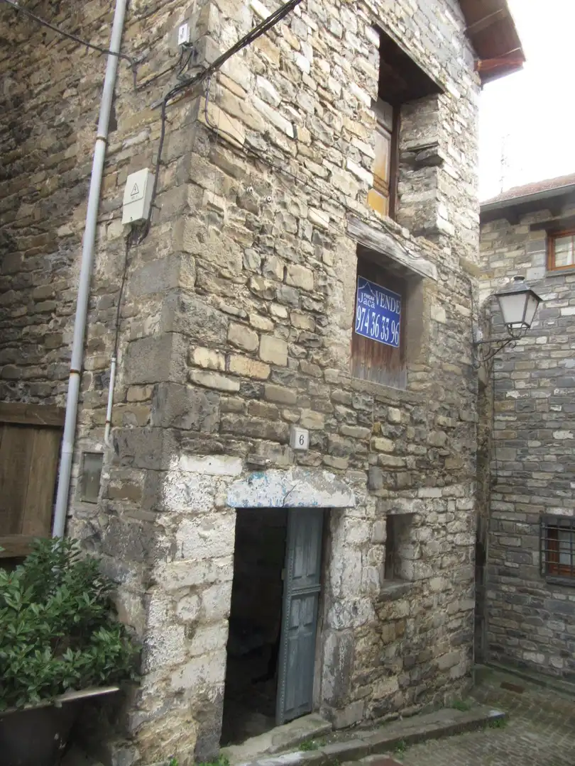 Vista exterior de Casa o chalet en venta en Aragüés del Puerto