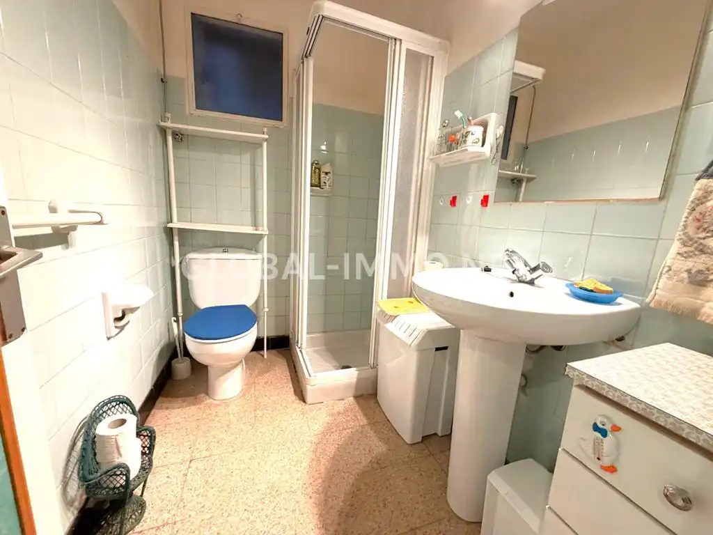 Baño de Apartamento en venta en Sant Pere Pescador, Girona