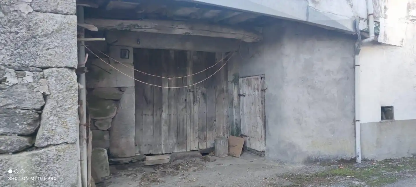 Vista exterior de Finca rústica en venda en Montederramo amb Calefacció