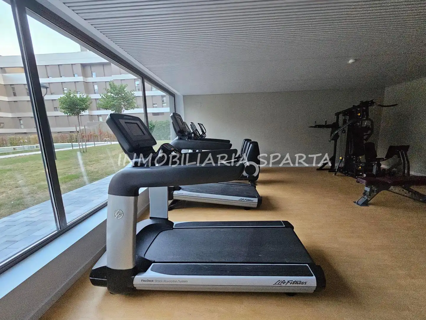 Flat for rent in Tomares  with Air Conditioner, Heating and Terrace