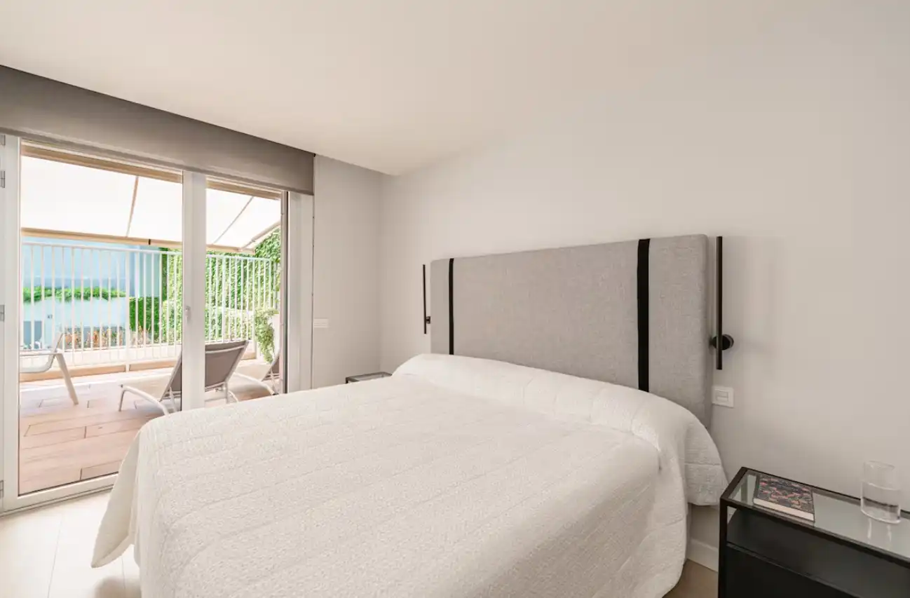 Dormitori de Apartament de lloguer amb opció a compra en Madrid amb Aire condicionat, Calefacció i Parquet