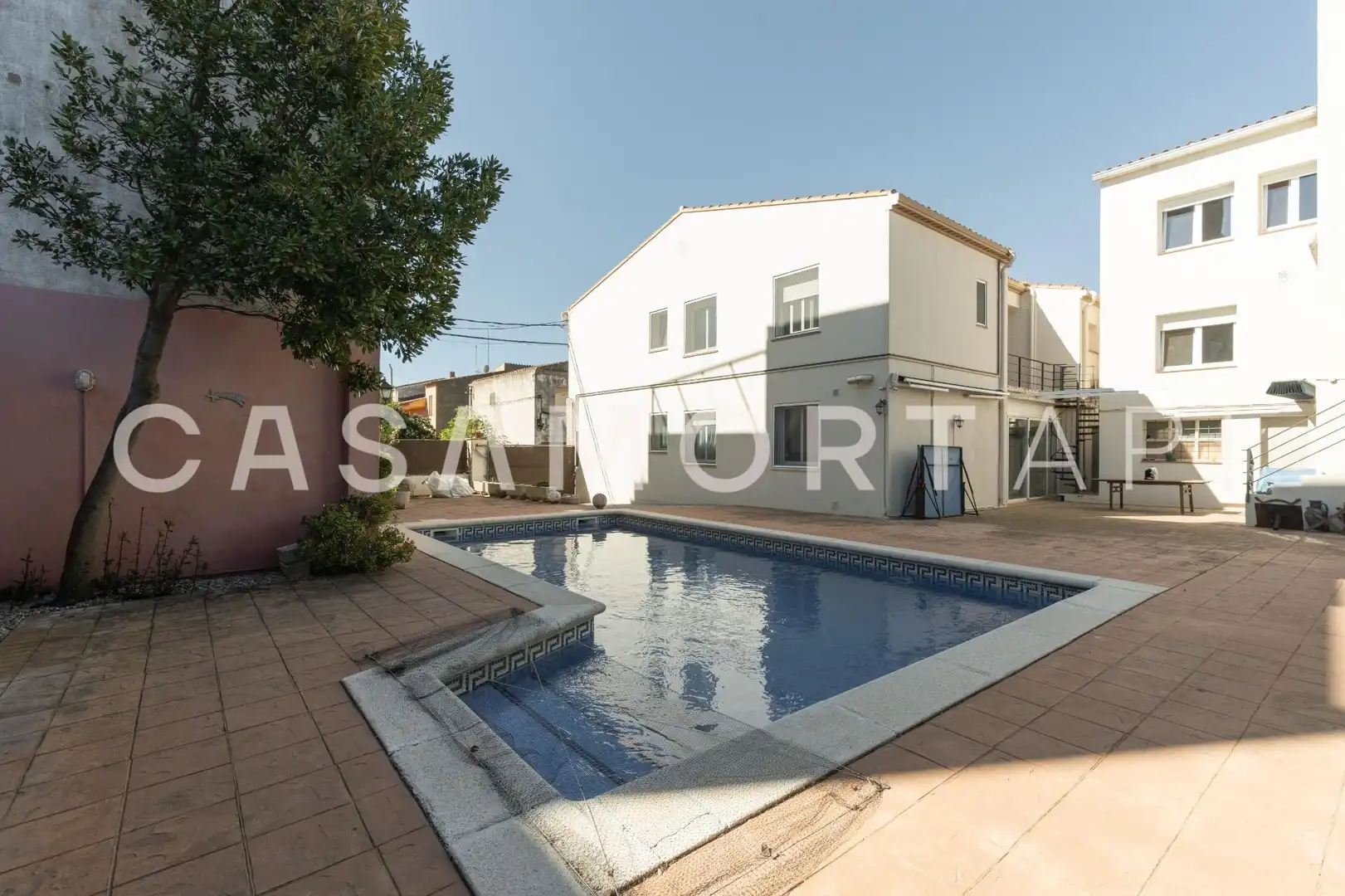 Casa amb piscina en venda a Carrer de la Llibertat
