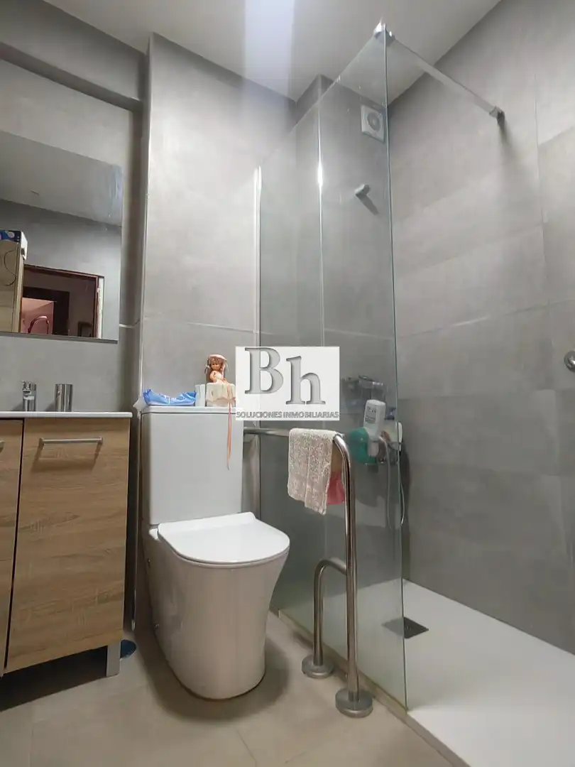 Baño de Piso en venta en Málaga con Terraza