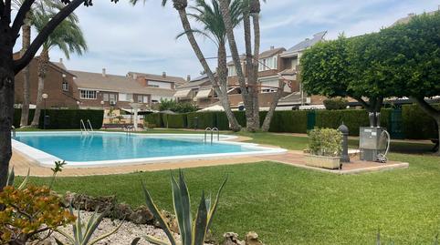 Foto 3 de Casa o xalet en venda a Calle de Los Deportistas Hermanos Torres, 9, Albufereta, Alicante