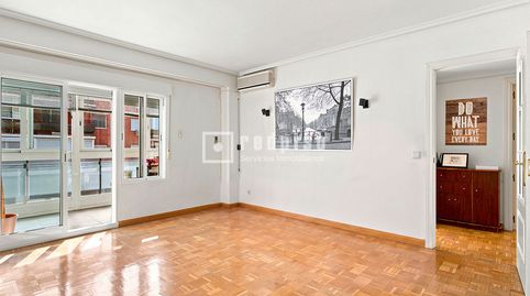Foto 2 de Piso en venta en Del Manzanares, Moscardó, Madrid Capital
