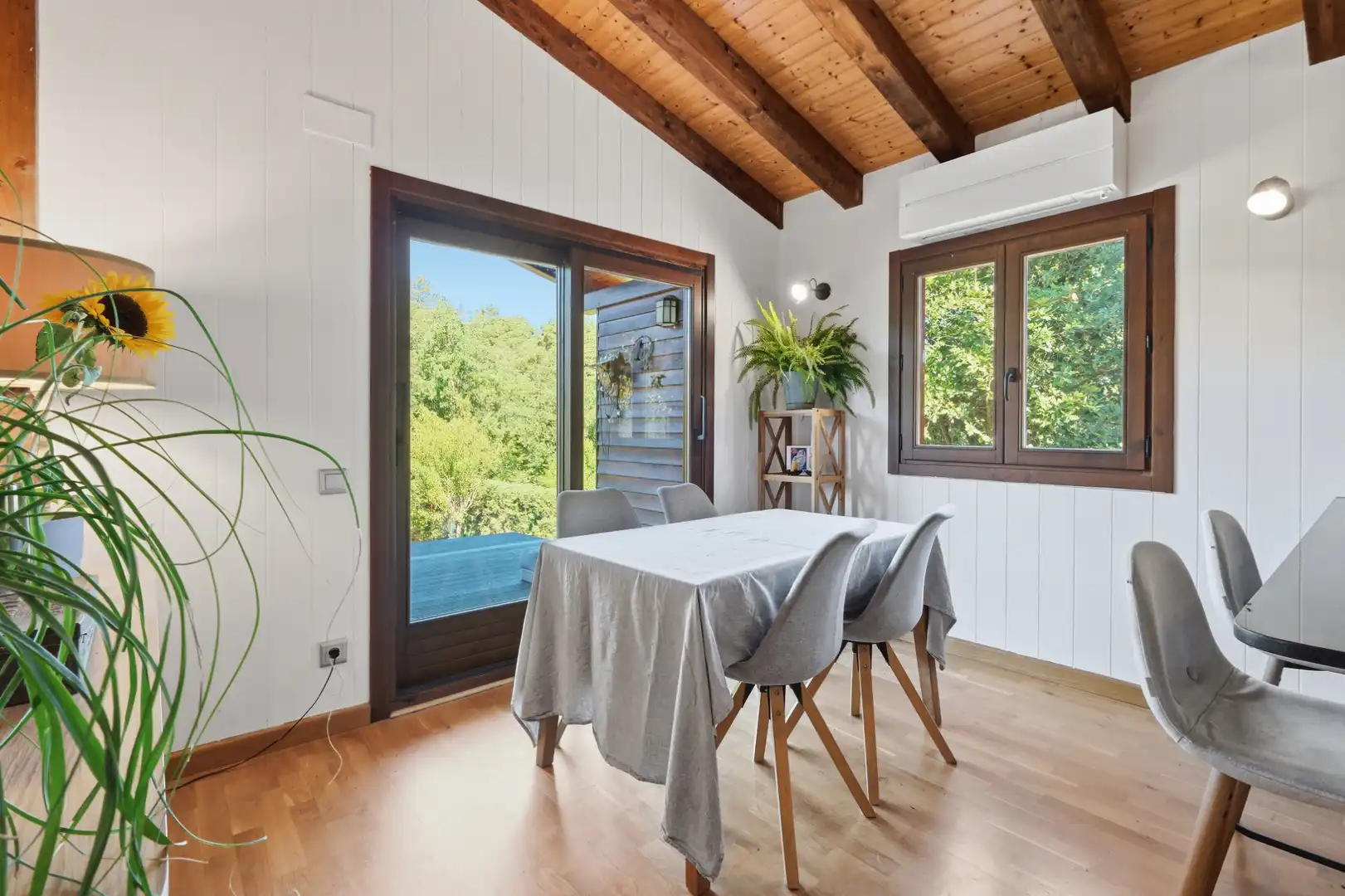 Esszimmer von Haus oder Chalet zum Verkauf in Vidreres mit Klimaanlage, Heizung und Privatgarten