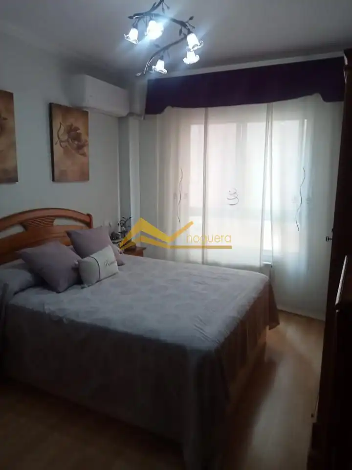Habitación de Ático en venta en Linares con Terraza y Trastero