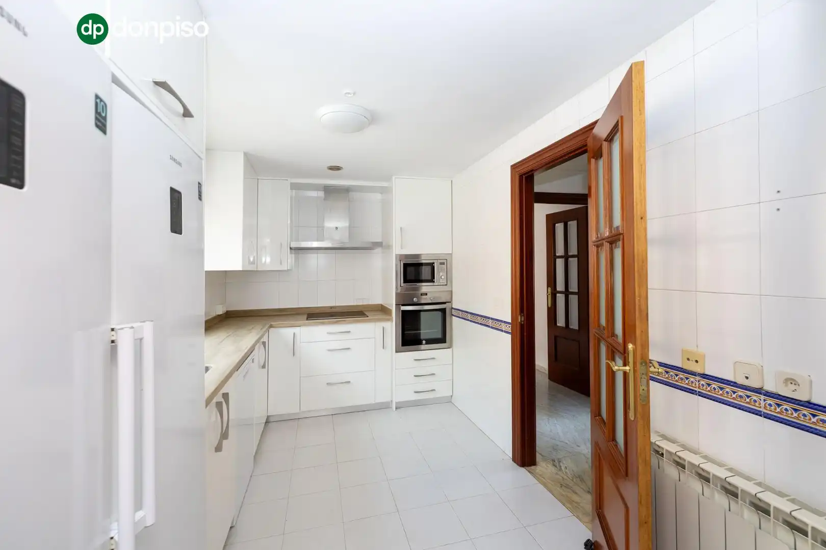 Kitchen of Flat for sale in Genil