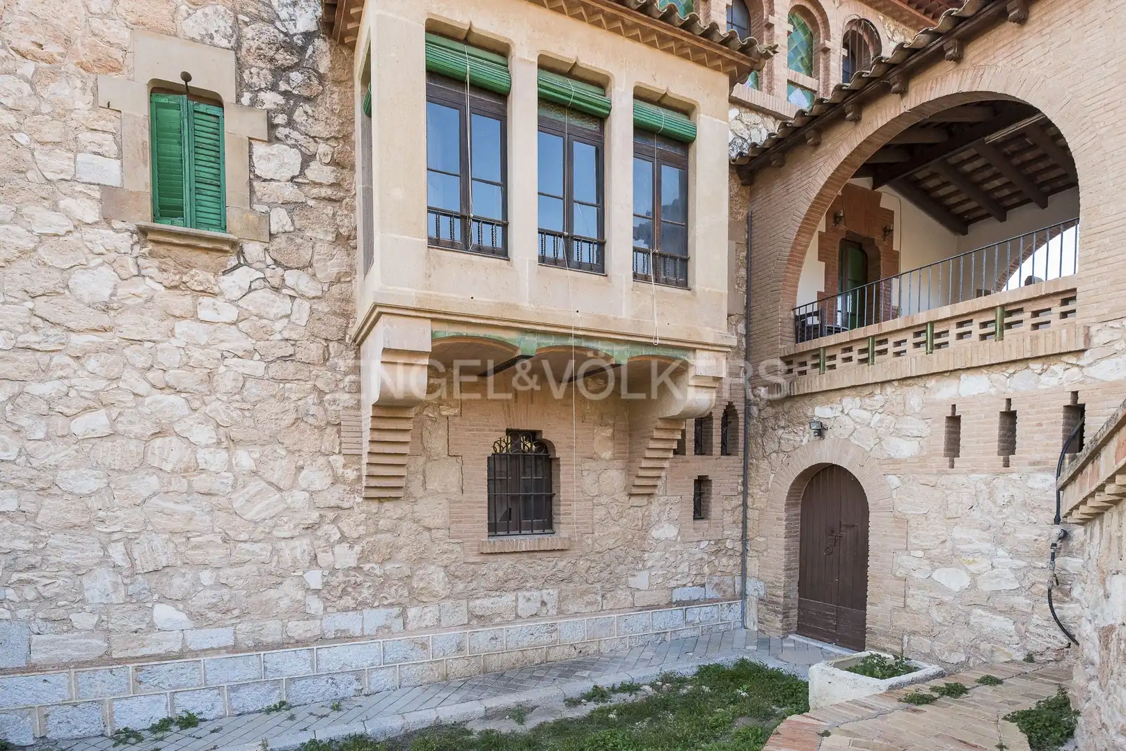 Exterior view of Country homes for sale in Sant Pere de Ribes  with Heating, Private garden and Storage room