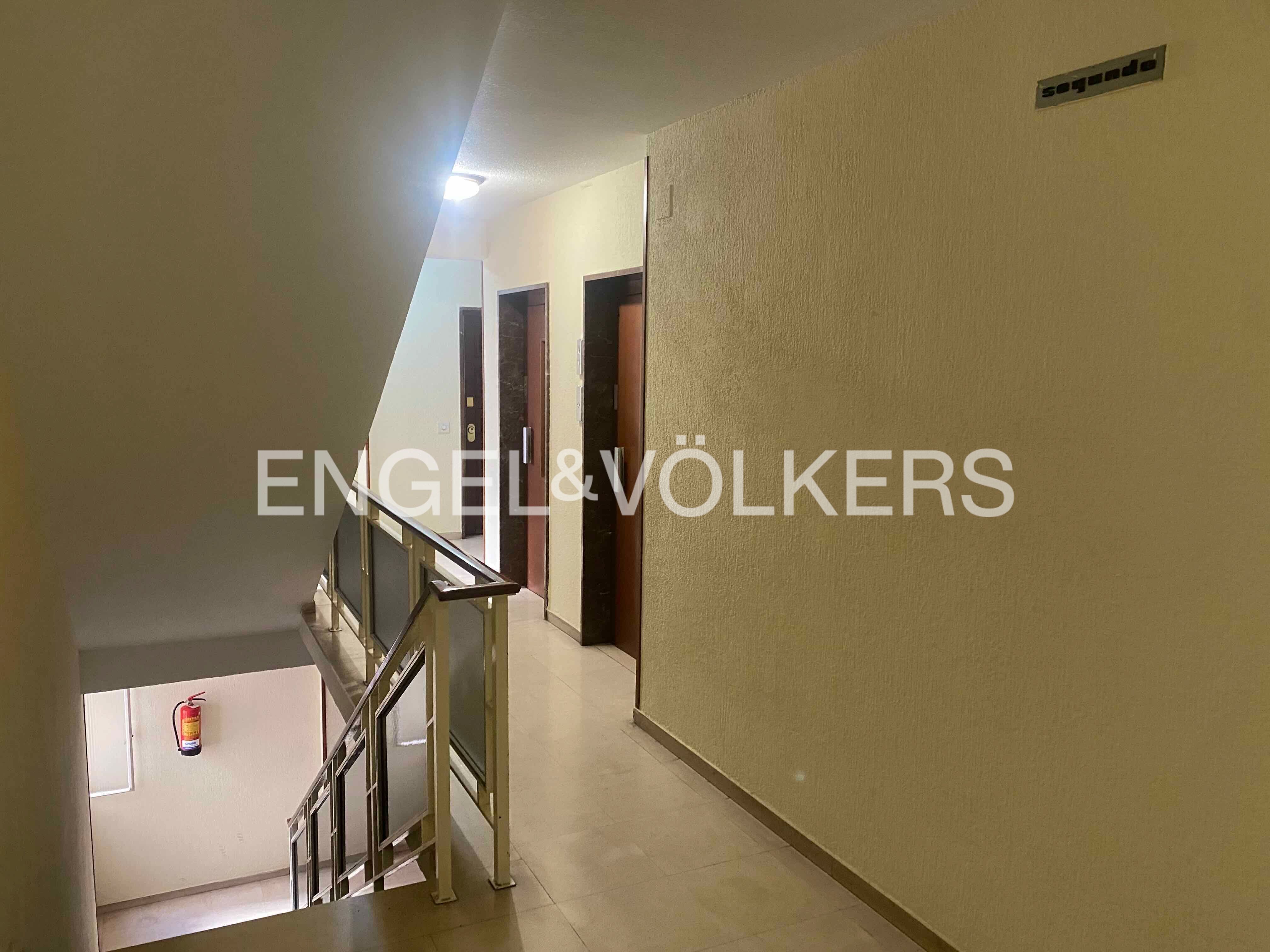 Apartment for sale in  Madrid Capital  with Heating, Parquet flooring and Terrace