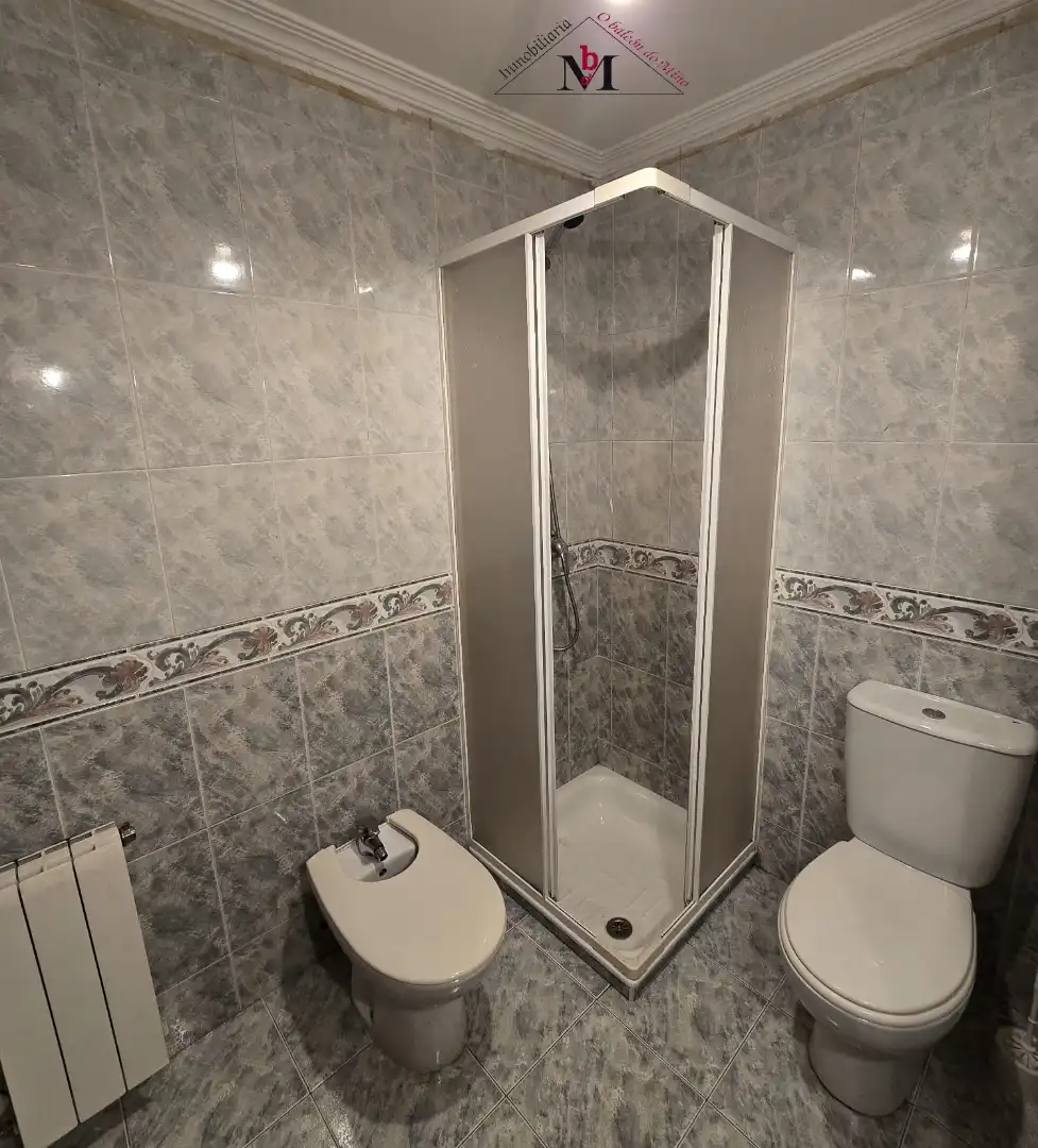Baño de Piso en venta en Tomiño con Calefacción y Amueblado