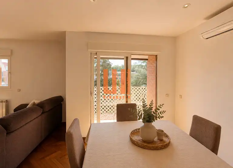 Terraza de Piso en venta en Madrid con Calefacción, Terraza y Piscina comunitaria