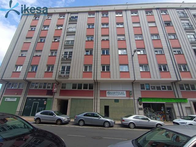 Local comercial en Venta en  SALMON, 10 en Paradai