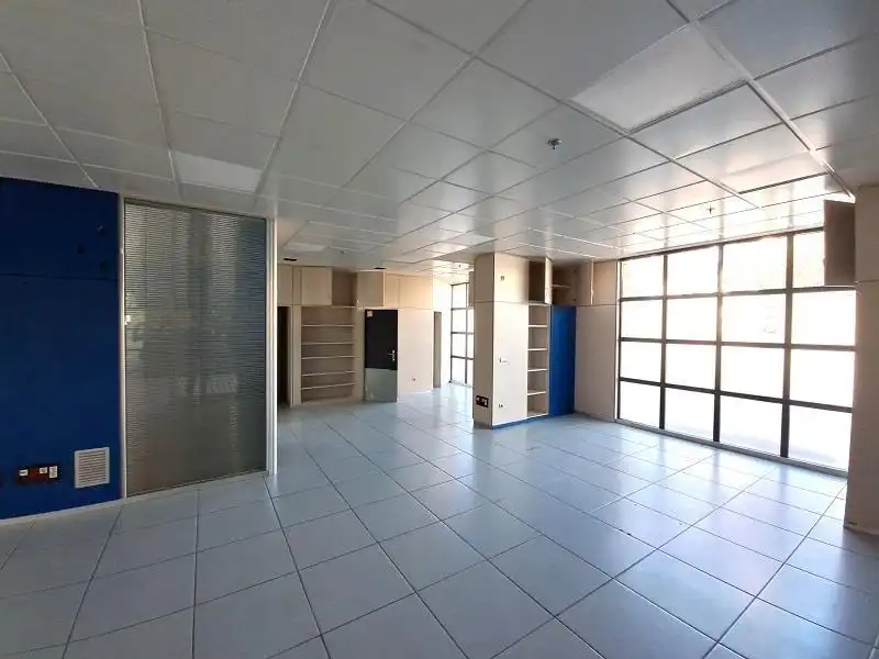 Local en venta en Poio