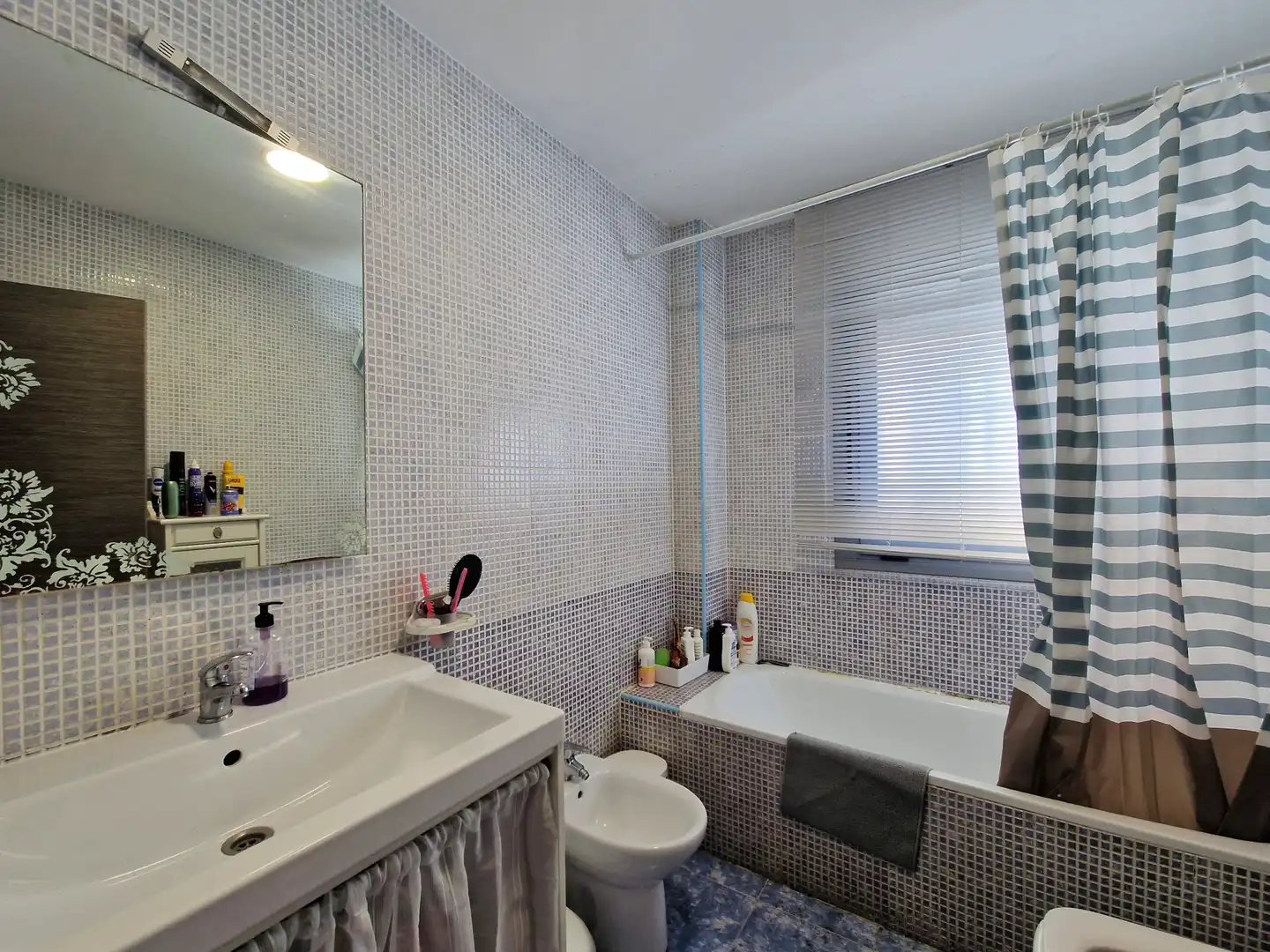 Baño de Piso en venta en Cabañas de la Sagra con Trastero y Amueblado