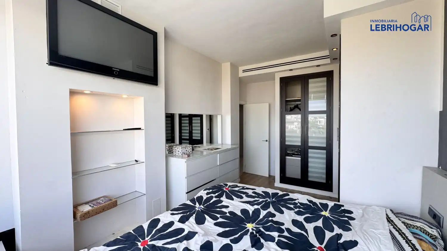 Habitación de Casa adosada en venta en Lebrija con Aire acondicionado, Calefacción y Terraza